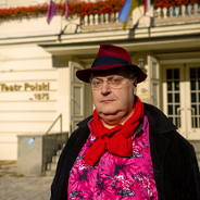 Maciej Nowak;Queerowa modernizacja