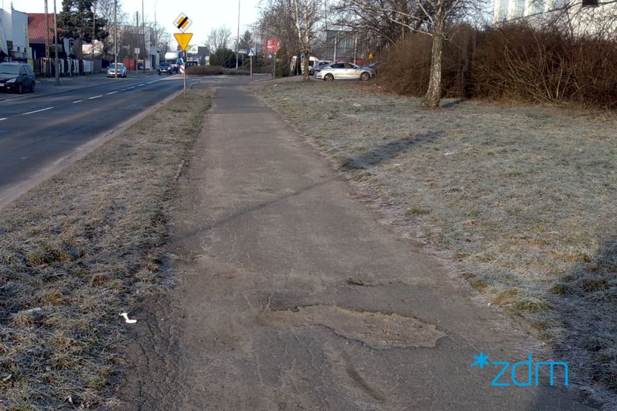 Chodnik przy ul. Jaroczyńskiego przed remontem - grafika rozmowy