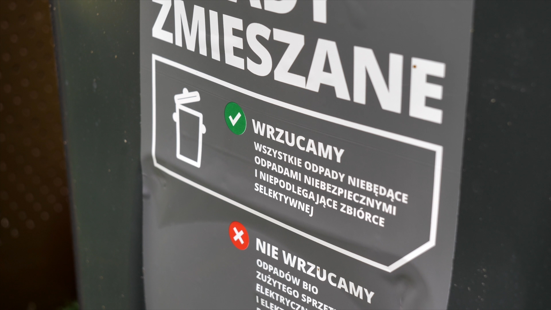 Jak segregować odpady? - grafika rozmowy