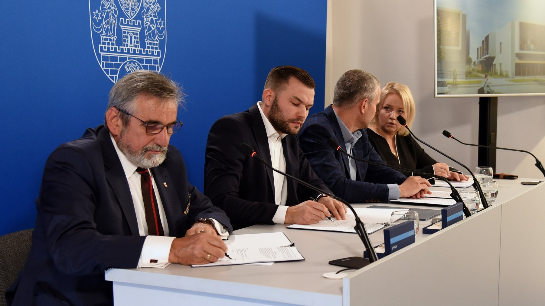 W przestronnych jedno- i dwuosobowych pokojach zamieszka 100 osób