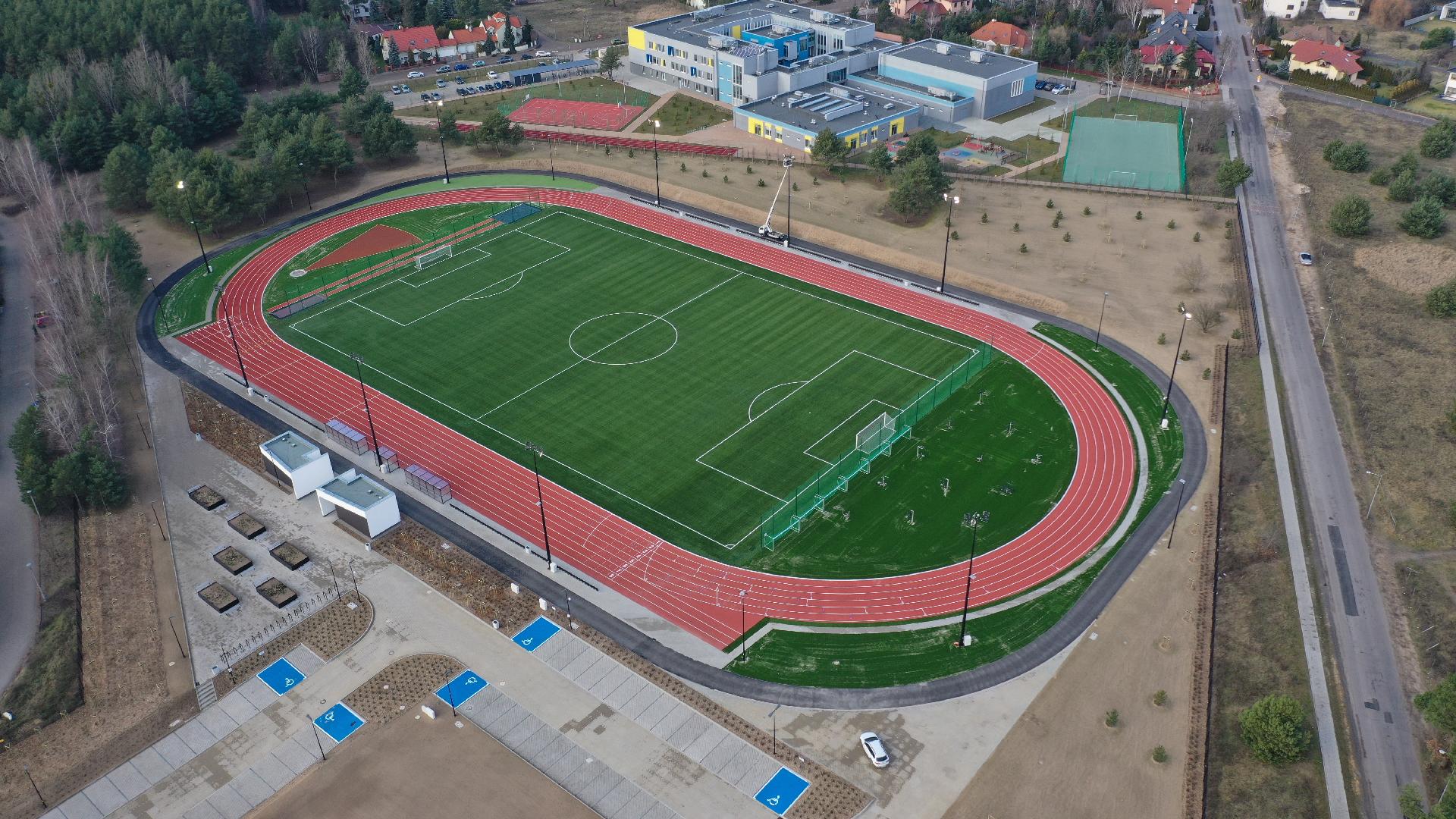 Nowy stadion na Morasku jest już otwarty, fot.Krzysztof Duda. - grafika rozmowy