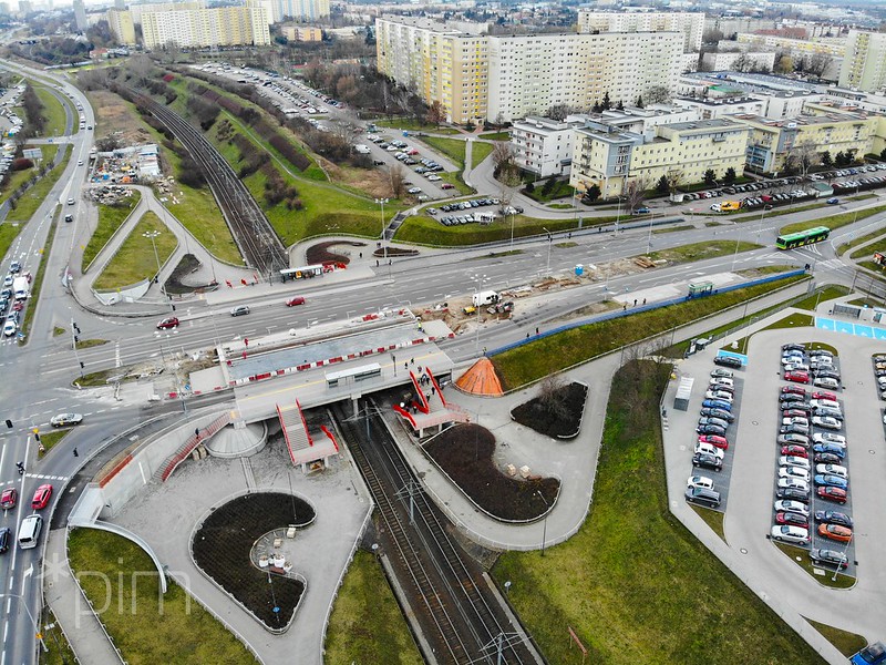 Od nocy z 14 na 15 kwietnia zamiast linii 201 kursować będzie autobus "za tramwaj" T21 - grafika rozmowy