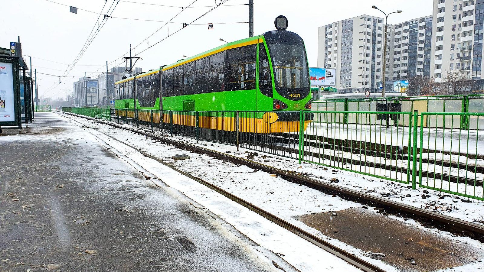 Przystanki tramwajowej przy rondzie Rataje