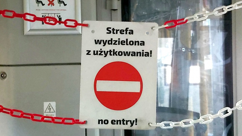 Zdjęcie pokazuje wydzieloną strefę w tramwaju