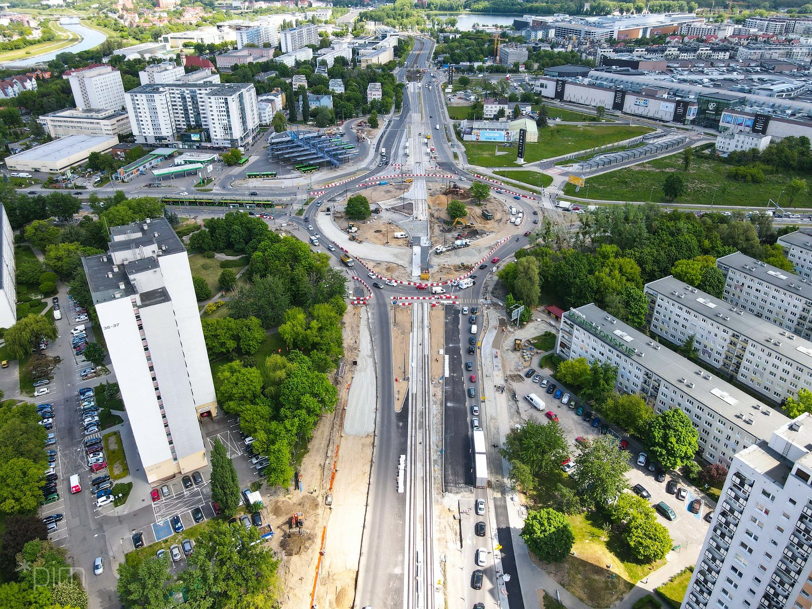 Zdjęcie przedstawia przebudowywane rondo Rataje - grafika rozmowy