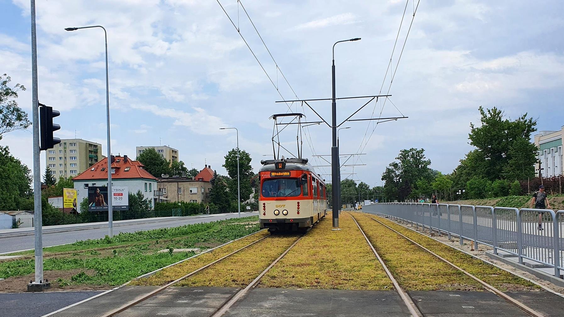 Galeria zdjęć z testowych przejazdów tramwajów po pierwszej części trasy tramwajowej na Naramowice