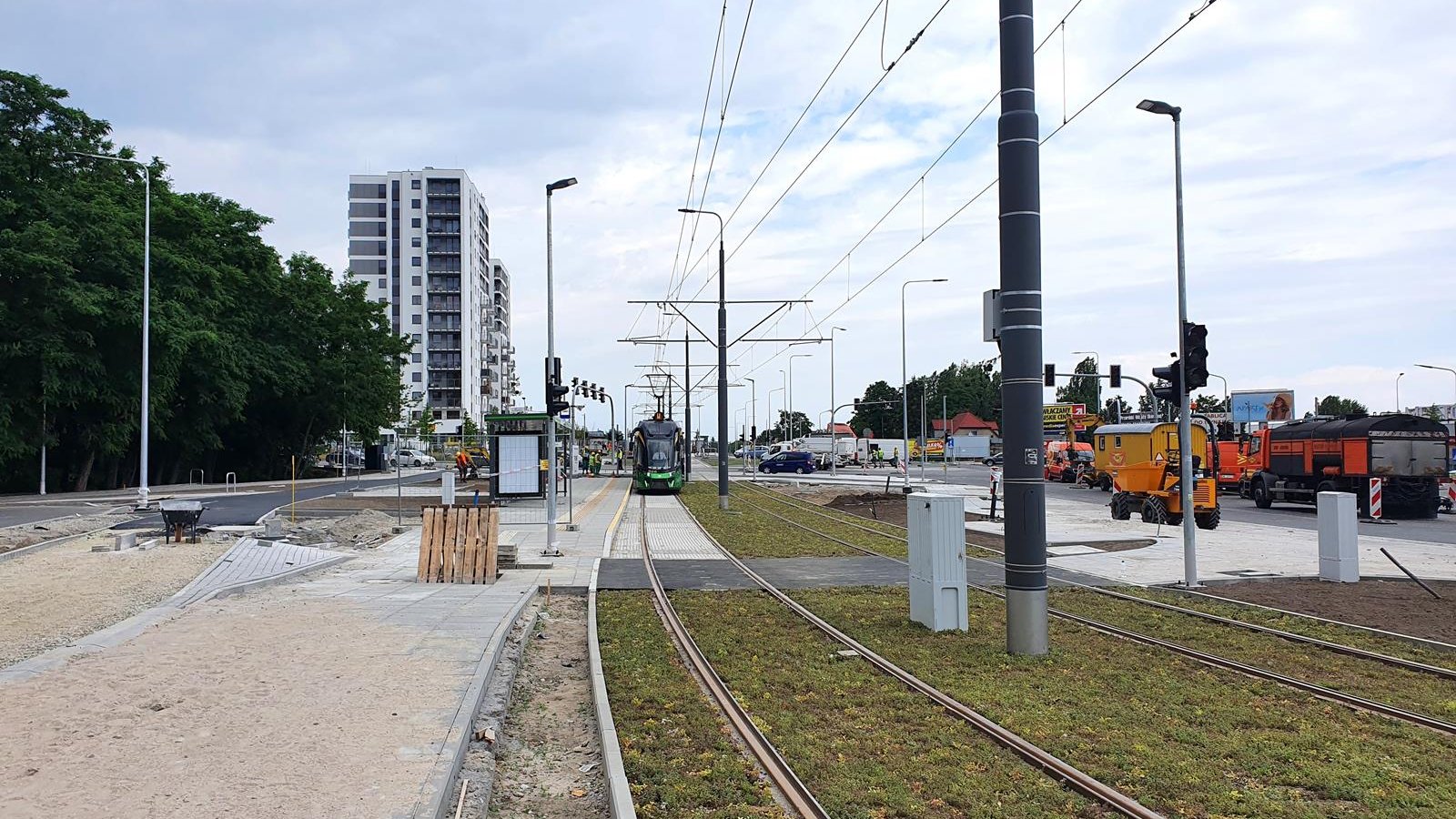 Galeria zdjęć z testowych przejazdów tramwajów po pierwszej części trasy tramwajowej na Naramowice