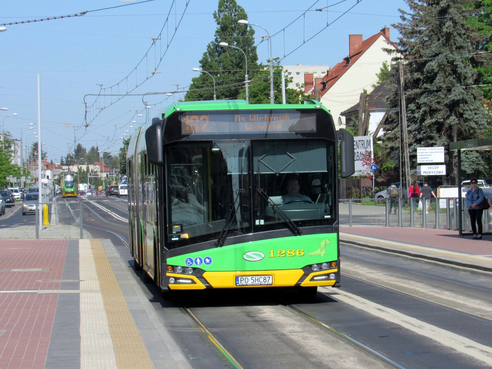 Autobus linii 182 - grafika rozmowy