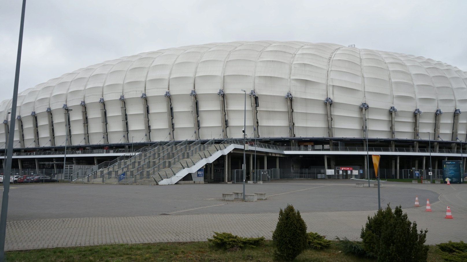 Zdjęcie przedstawia Stadion Miejski. - grafika rozmowy