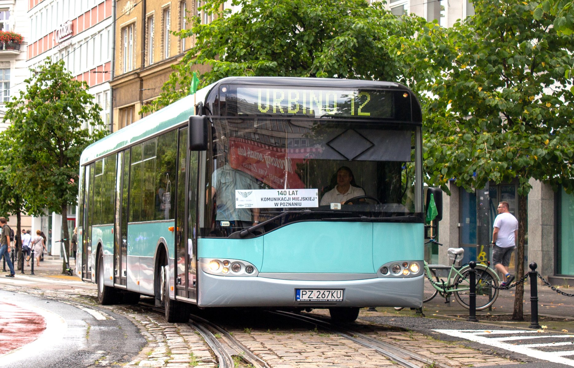 Autobus Urbino 12. - grafika rozmowy