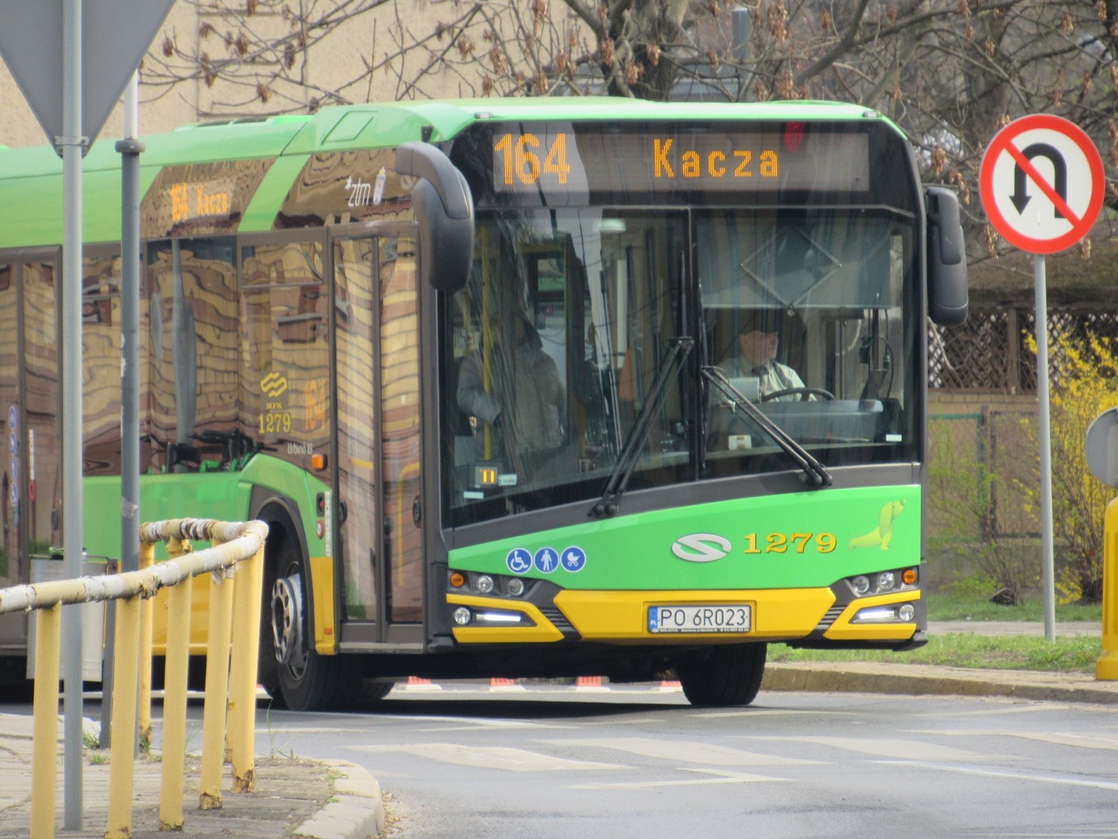 Autobus linii 164 - grafika rozmowy