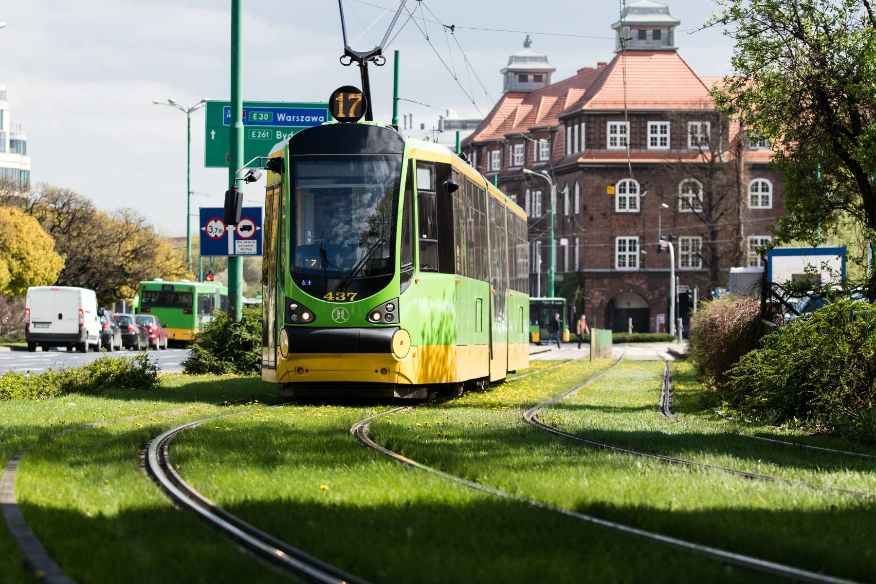 Tramwaj linii nr 17 - grafika rozmowy