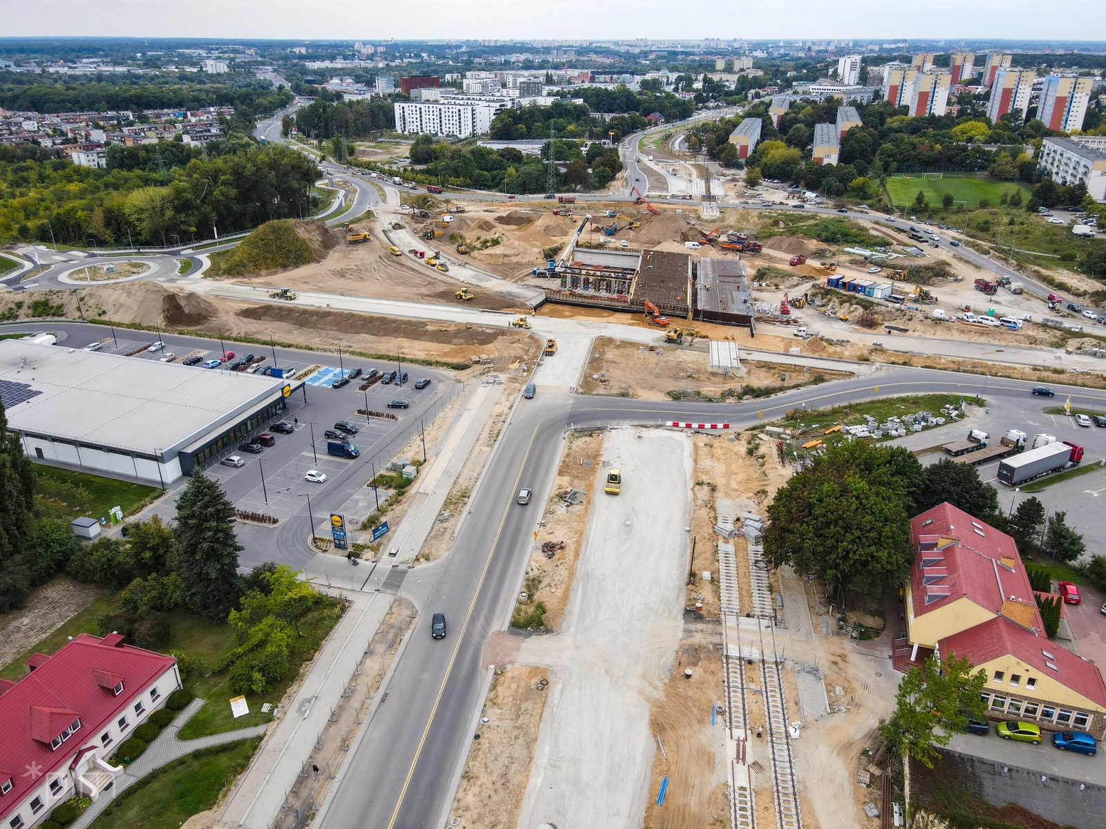 Galeria zdjęć z budowy trasy i układu drogowego na Naramowice - grafika rozmowy