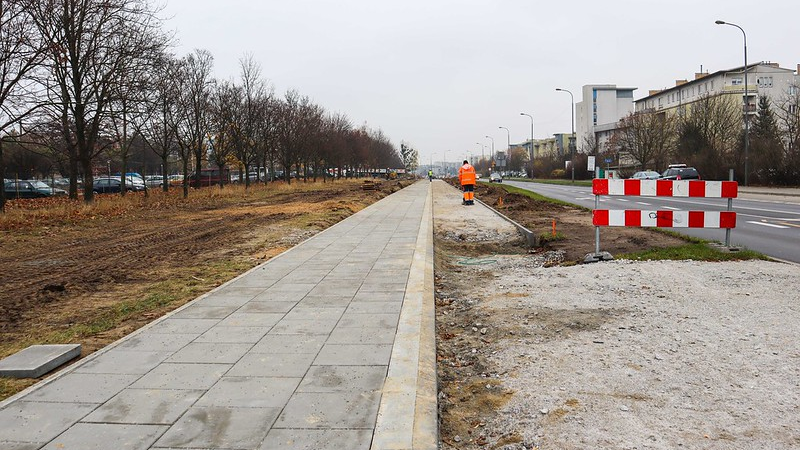 Galeria zdjęć z budowy drogi rowerowej i chodnika przy ul. Szymanowskiego