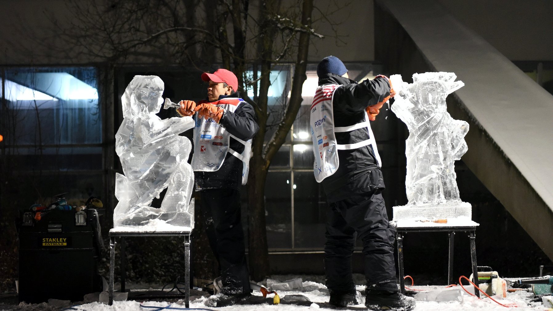 Galeria zdjęć przedstawia Betlejem Poznańskie i Poznań Ice Festival.