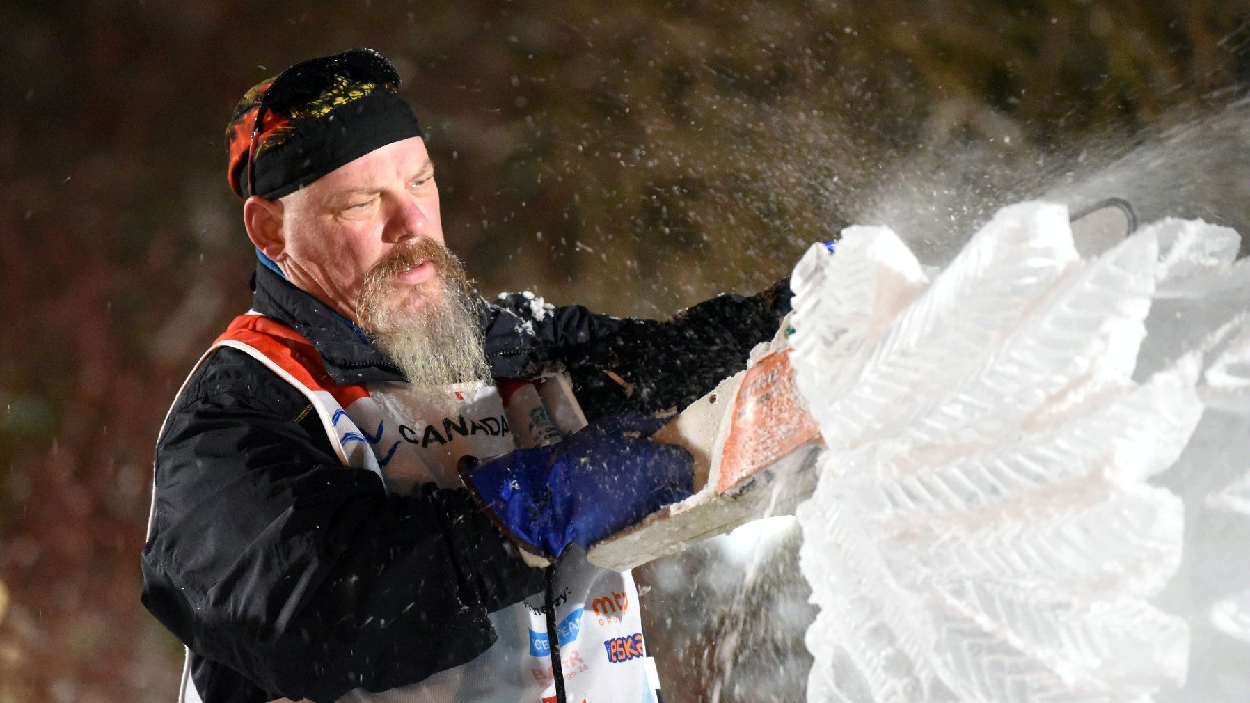 Galeria zdjęć przedstawia Betlejem Poznańskie i Poznań Ice Festival.