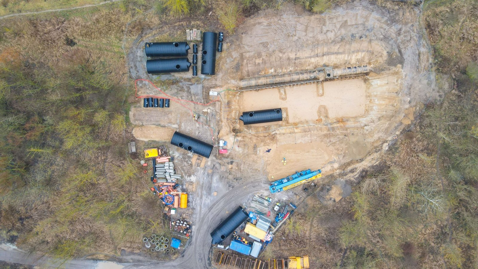 Galeria zdjęć z montażu separatorów przy trasie na Naramowice