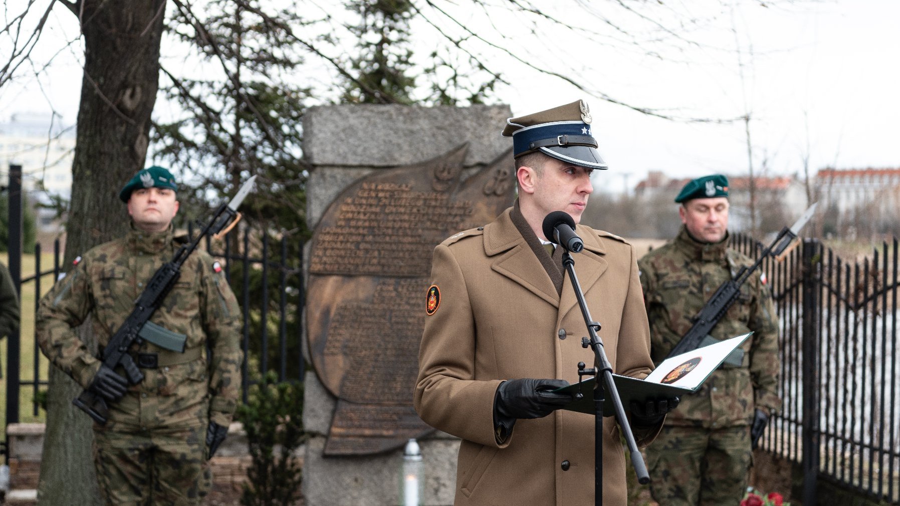 Galeria zdjęć przedstawia obchody 80. rocznicy akcji Bollwerk.