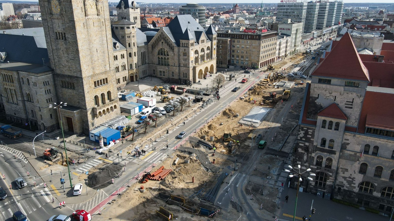 Galeria zdjęć pokazujących postęp prac na ul. Św. Marcin