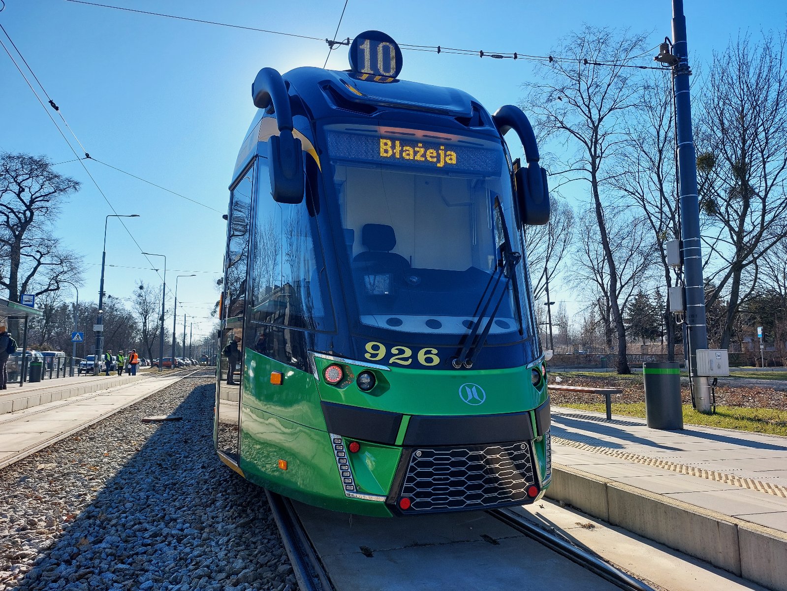 Tramwaj linii nr 10 w trakcie testów - grafika rozmowy