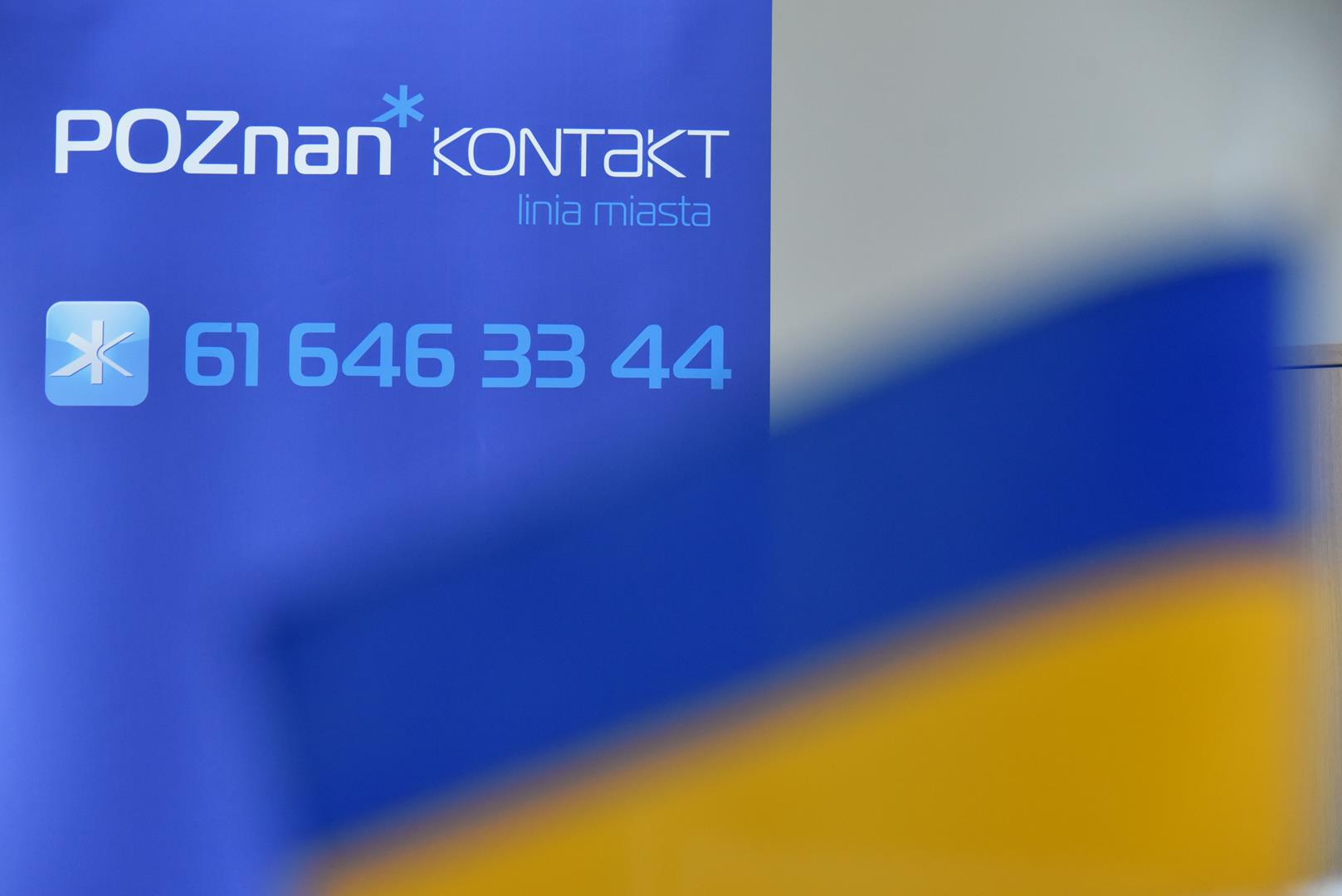 Numer telefonu do Poznań kontakt i flaga ukraińska - grafika rozmowy