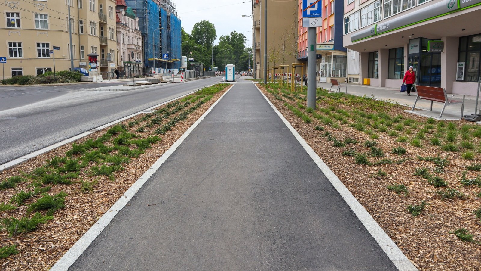 Galeria zdjęć drogi rowerowej i zieleni przy ul. Zwierzynieckiej