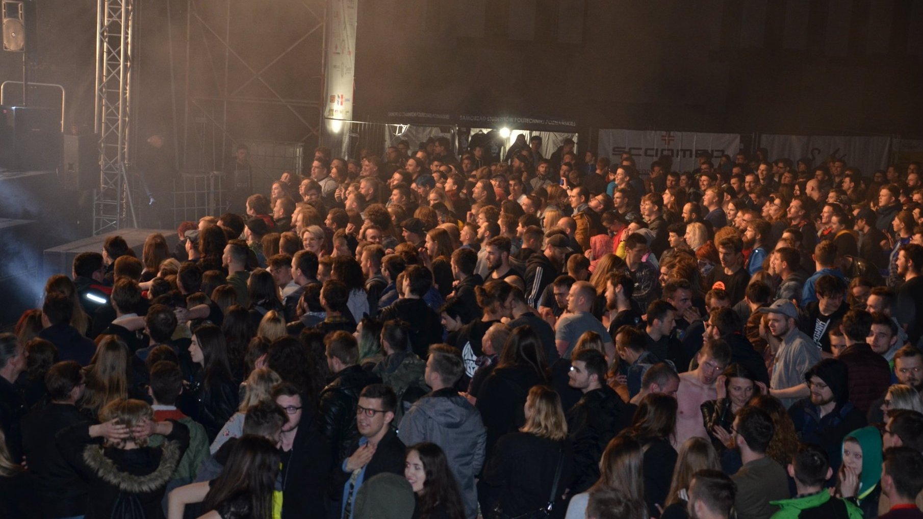 Zdjęcie z festiwalu Polibuda Open Air z 2019 roku