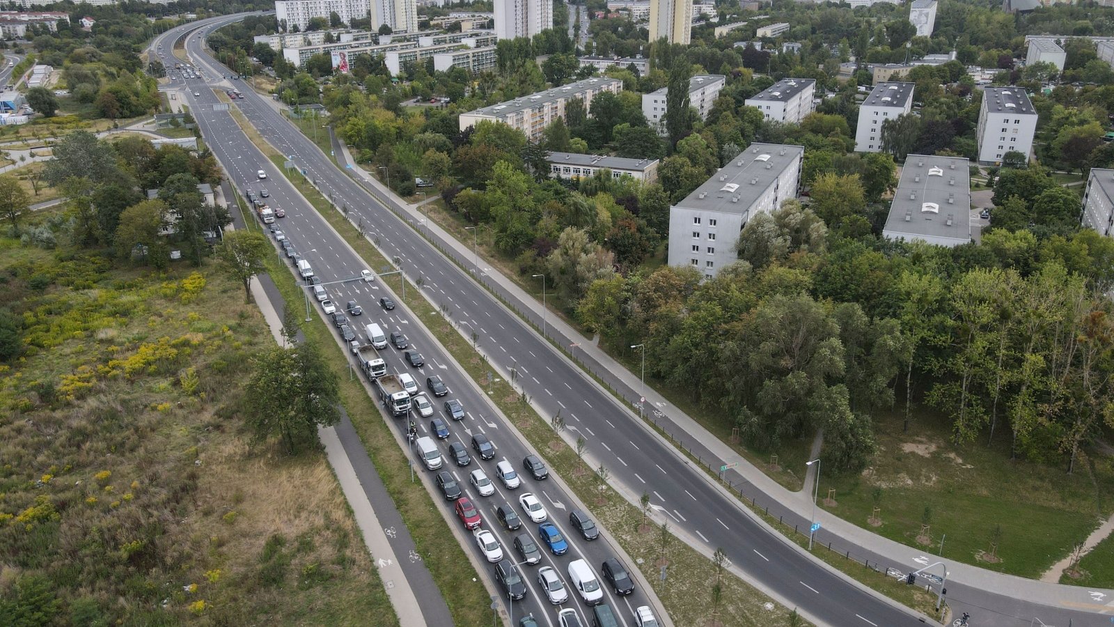 Galeria zdjęć ul. Krzywoustego od ronda Rataje, gdzie powstanie ekran akustyczny