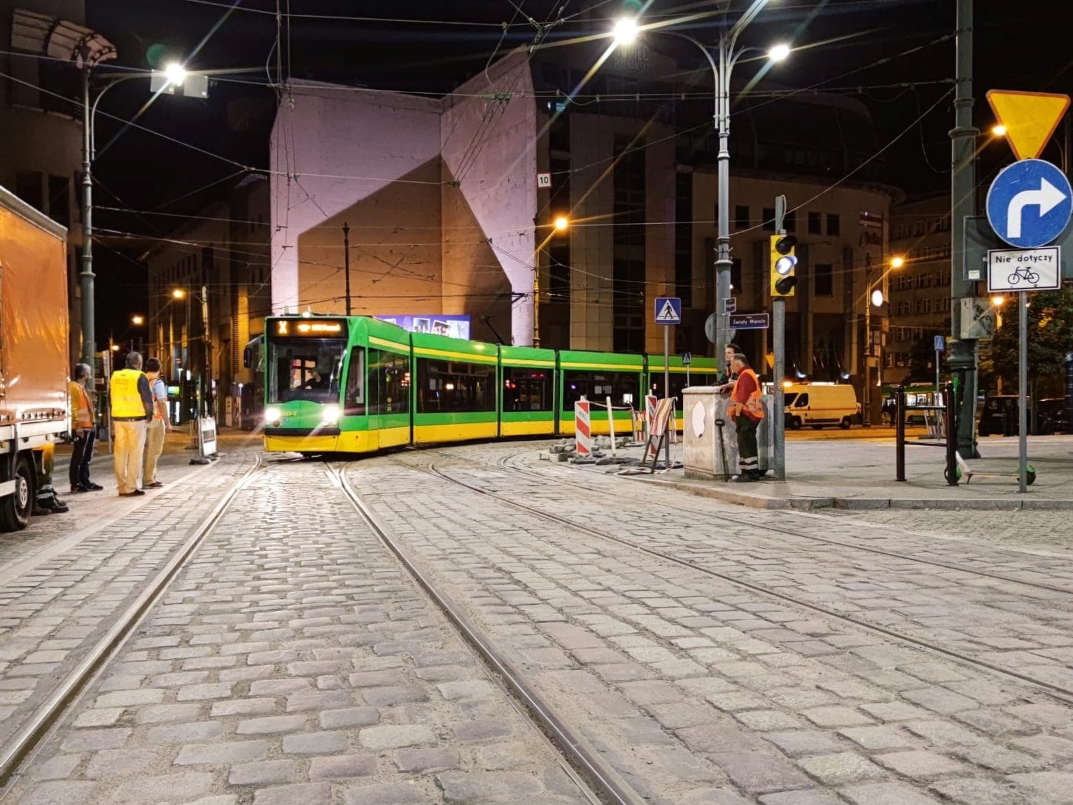 Galeria zdjęć z przejazdu technicznego tramwajów po Al. Marcinkowskiego - grafika rozmowy