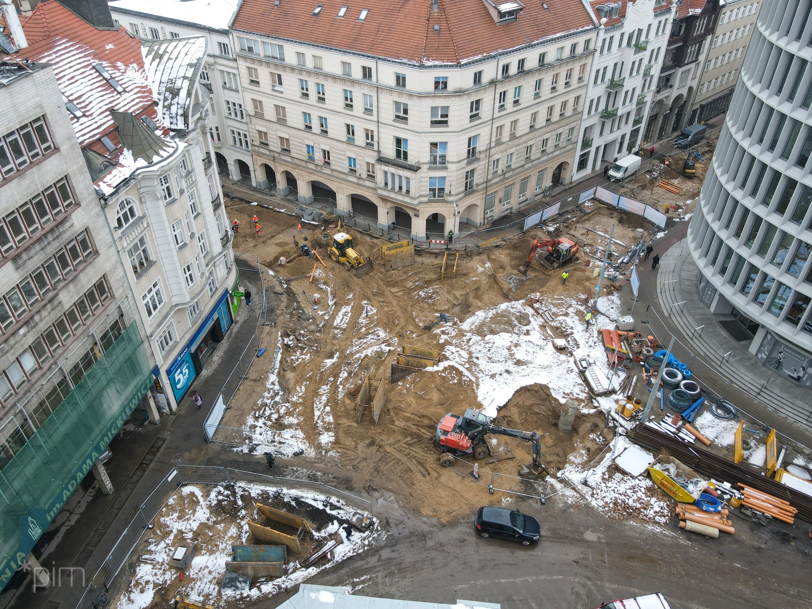 Galeria zdjęć z prac w centrum - grafika rozmowy