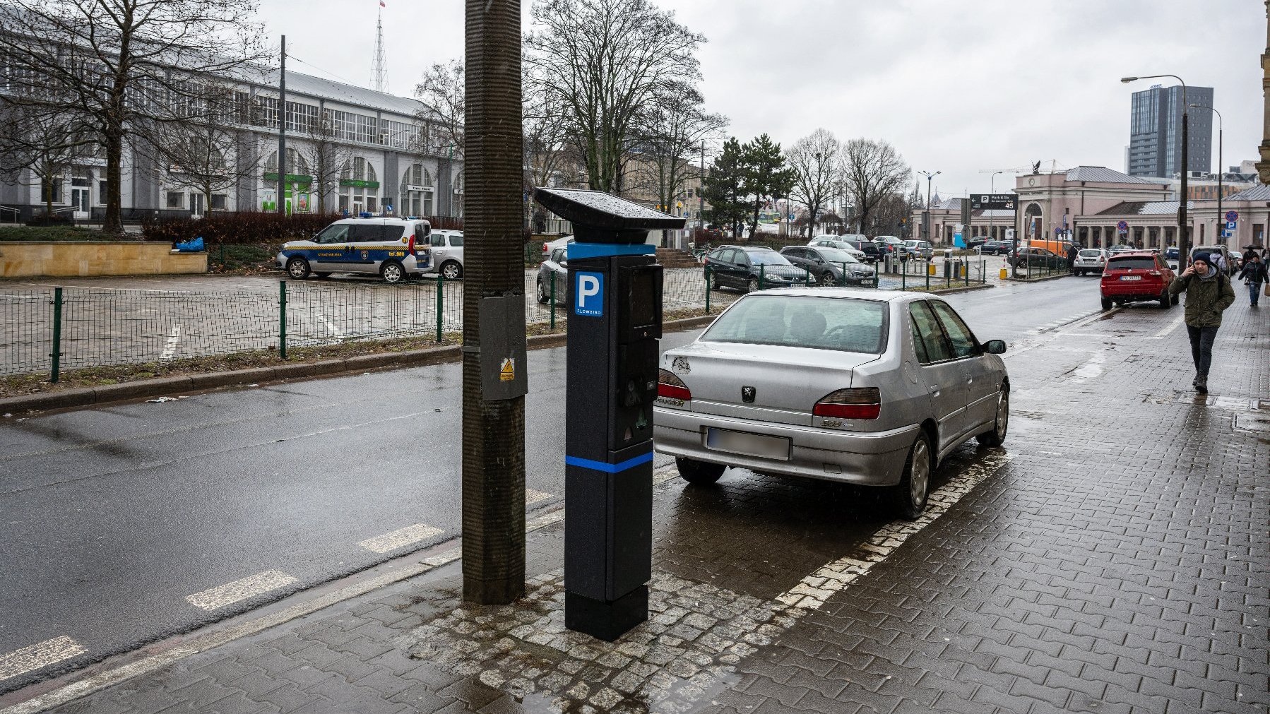 Galeria zdjęć parkomatu przy Dworcu Zachodnim