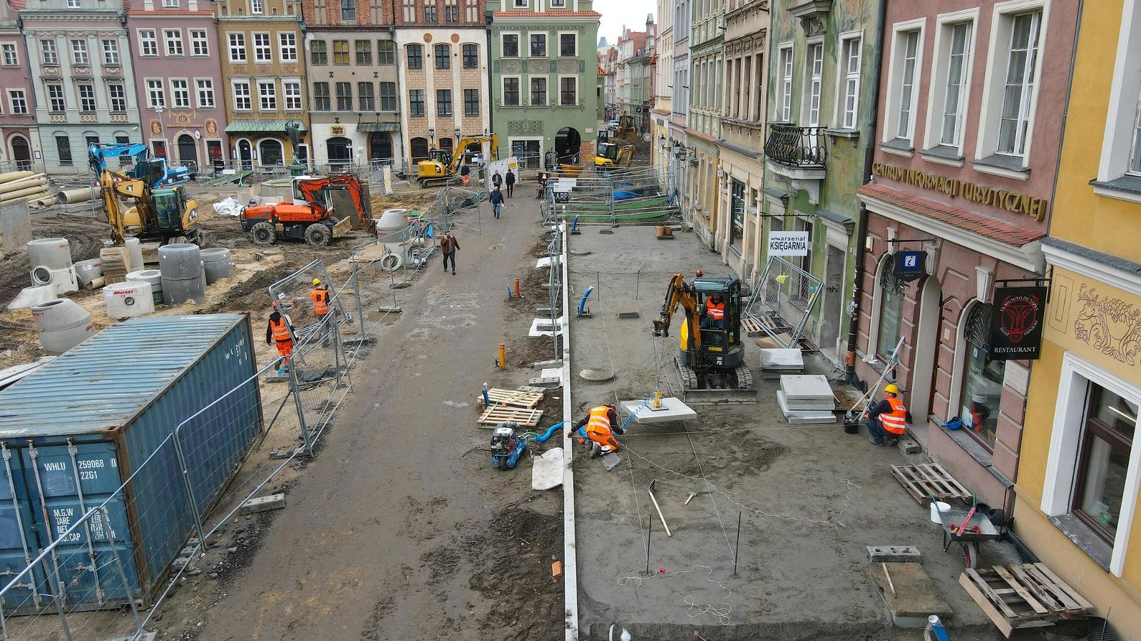 Na zdjęciu plac budowy widziany z lotu ptaka, Stary Rynek