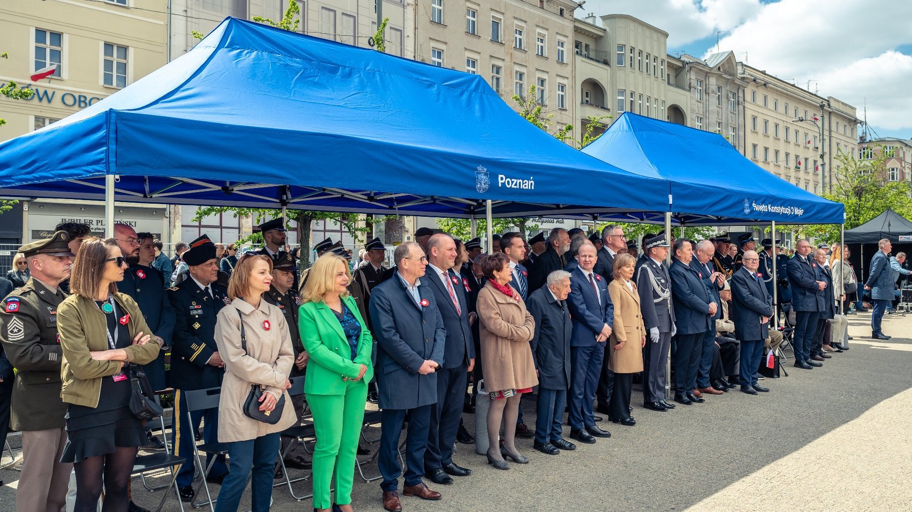 Galeria zdjęć przedstawia obchody Święta Konstytucji 3 Maja w Poznaniu.