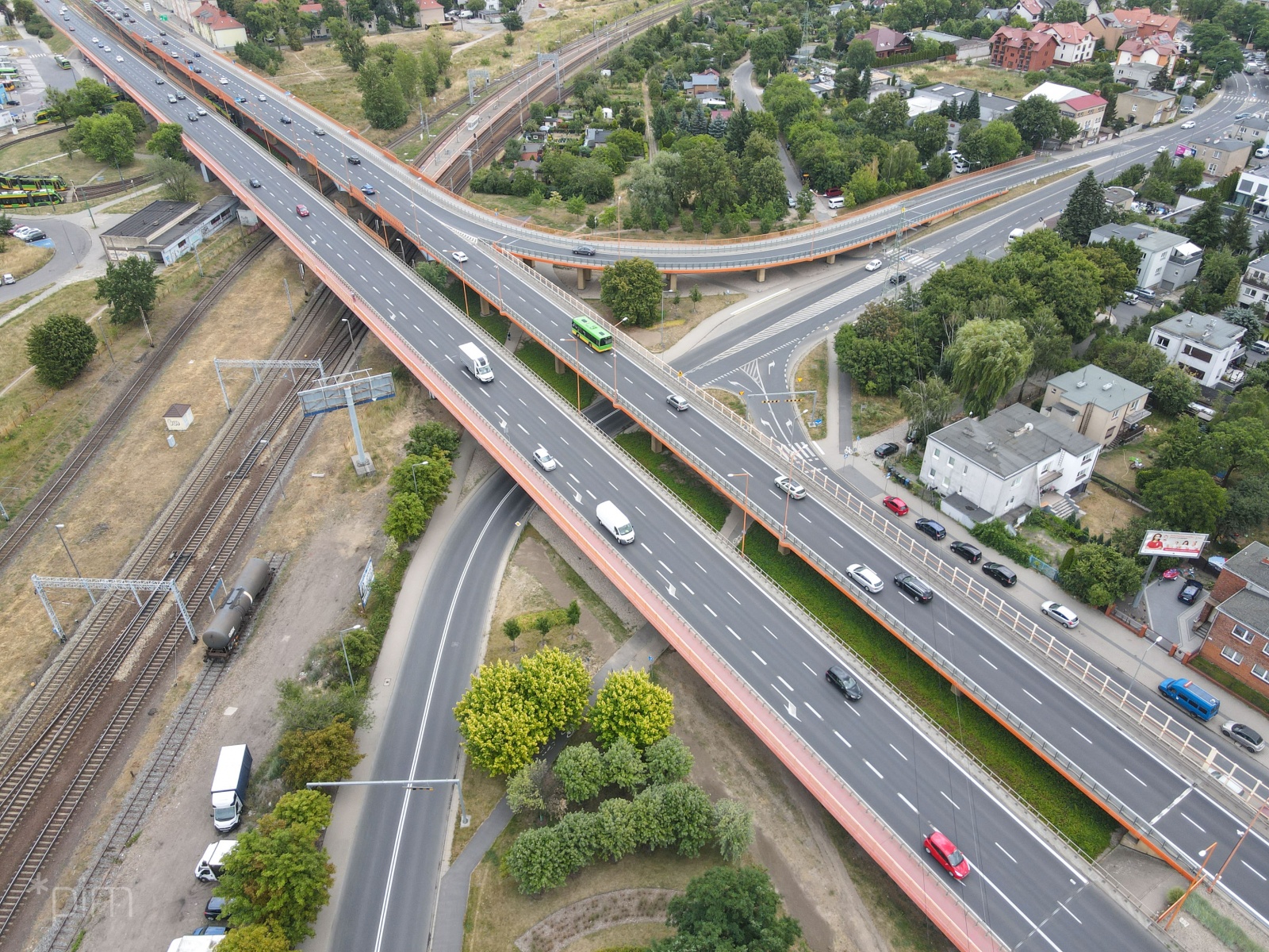 Widok na wiadukt Kosynierów Górczyńskich z lotu ptaka - grafika rozmowy