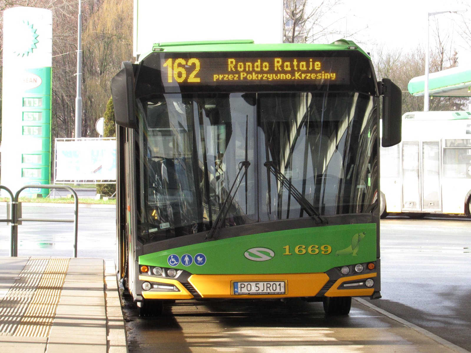 Autobus linii nr 162 - grafika rozmowy