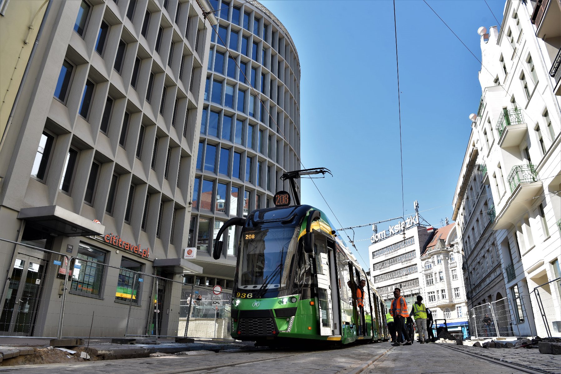 Galeria zdjęć z testów na ul. Fredry i Mielżyńskiego - grafika rozmowy