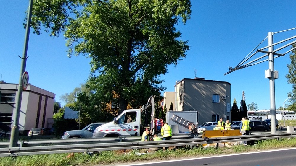 Montaż fotoradaru przy ul. Dąbrowskiego