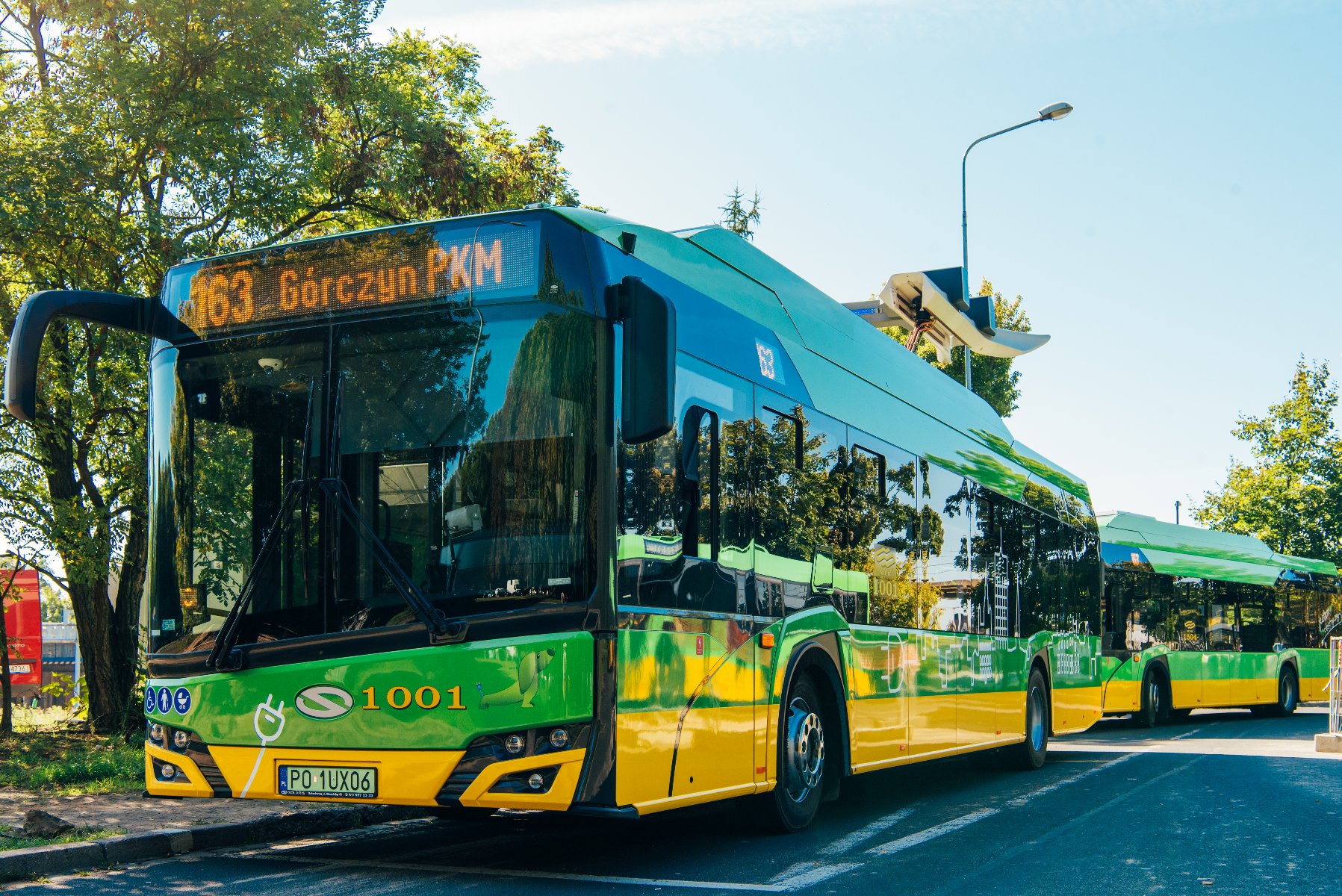 Na zdjęciu autobus MPK, linii 163 - grafika rozmowy