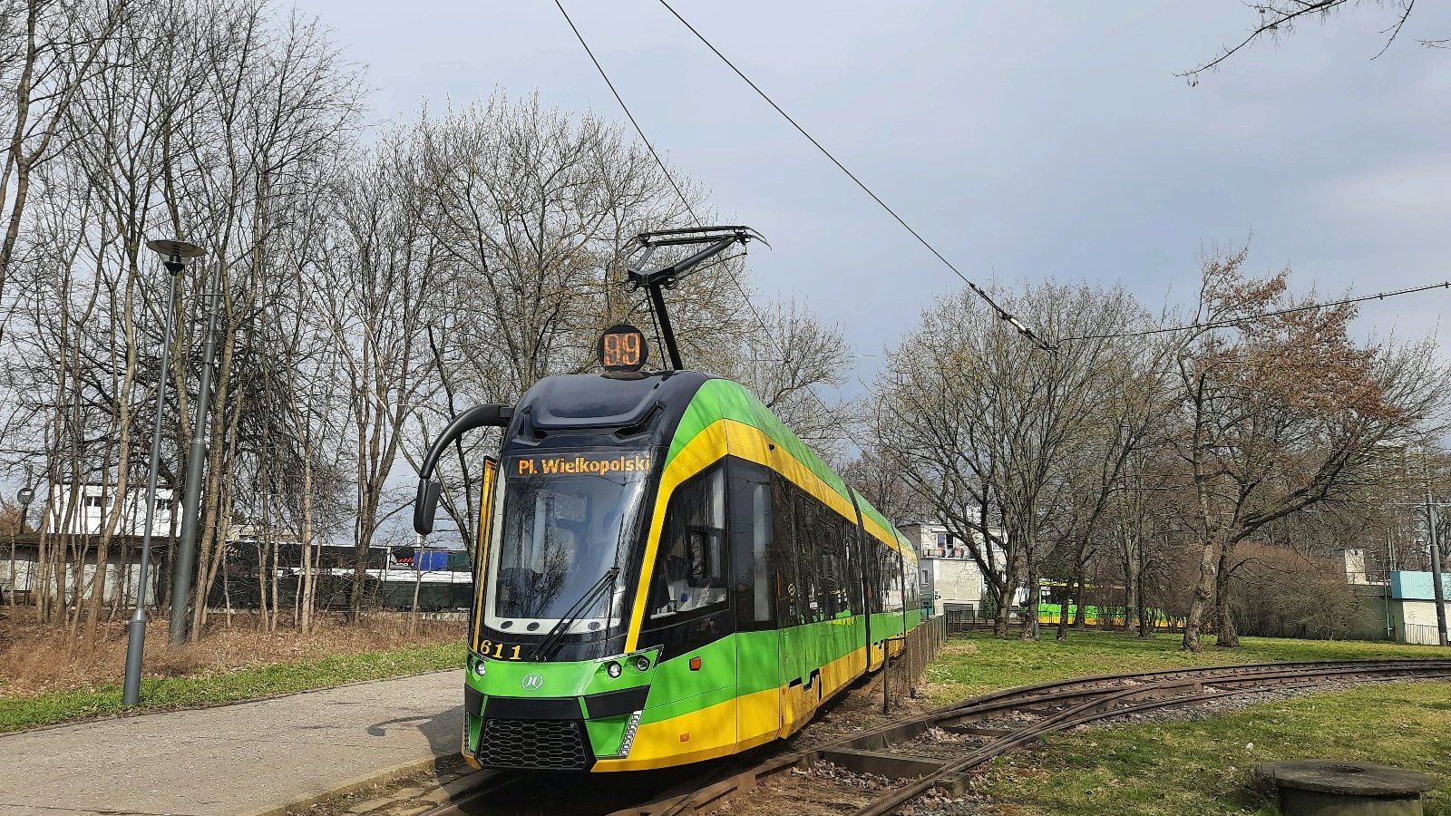 Na zdjęciu tramwaj na pętli - grafika rozmowy