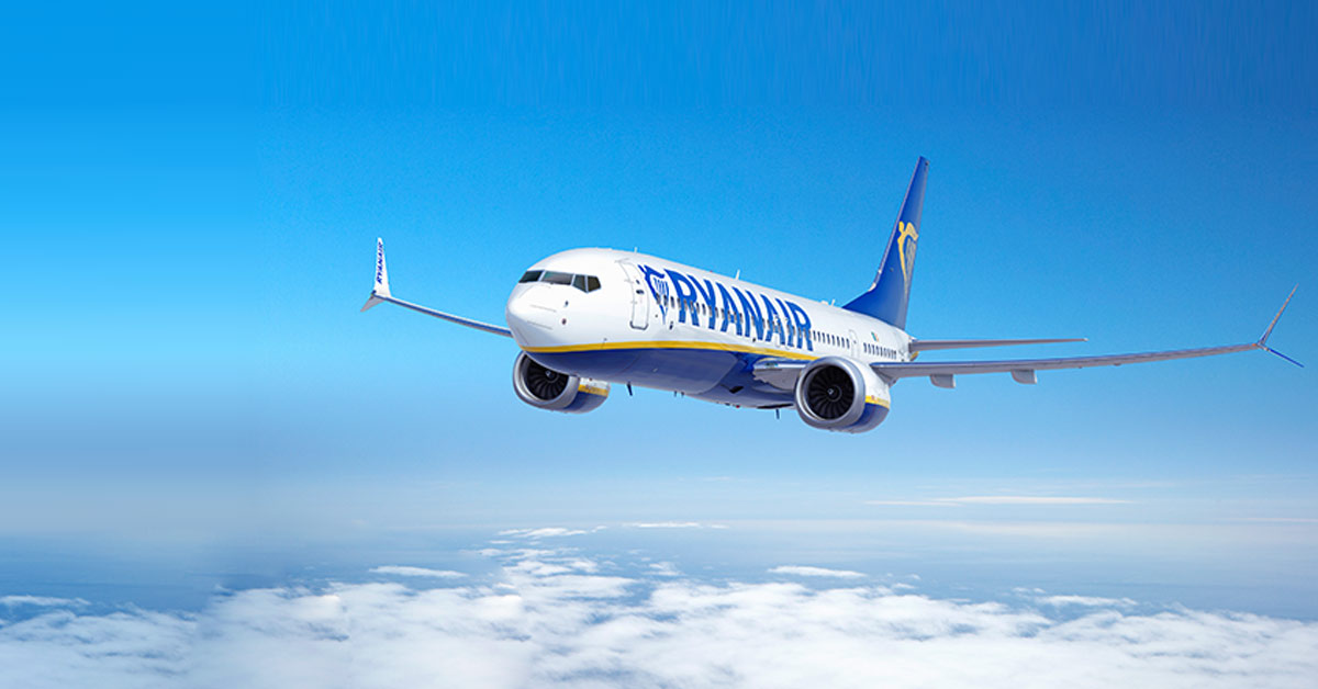 Lecący pośród chmur samolot Ryanair - grafika rozmowy