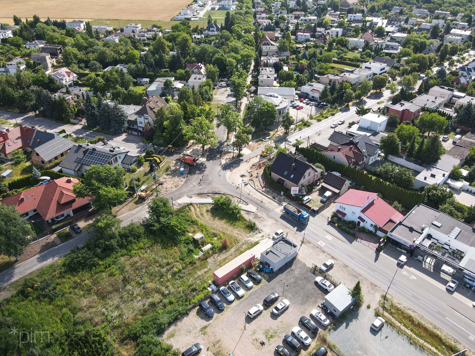 Galeria zdjęć przedstawia prace budowlane przy rondzie na Szczepankowie. - grafika rozmowy