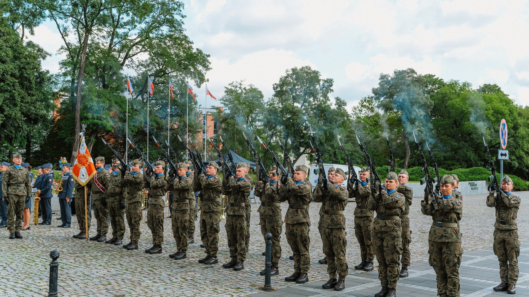 Galeria zdjęć ze składania kwiatów z okazji 84. rocznicy wybuchu II wojny światowej