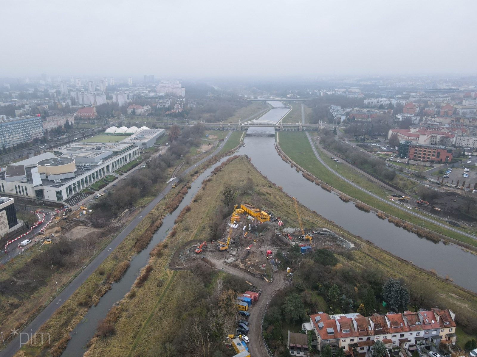 Galeria zdjęć z budowy mostów Berdychowskich - grafika rozmowy