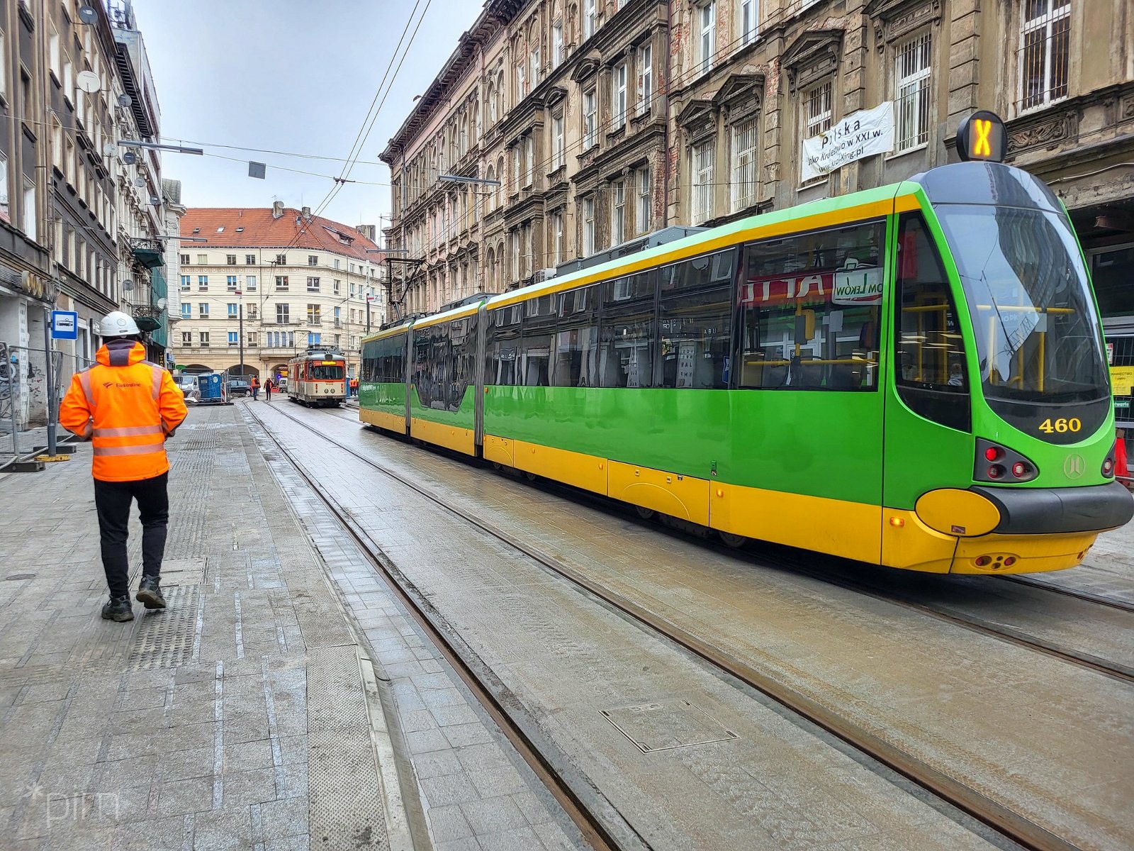 Tramwaje na ul. Gwarnej podczas testowych przejazdów - grafika rozmowy