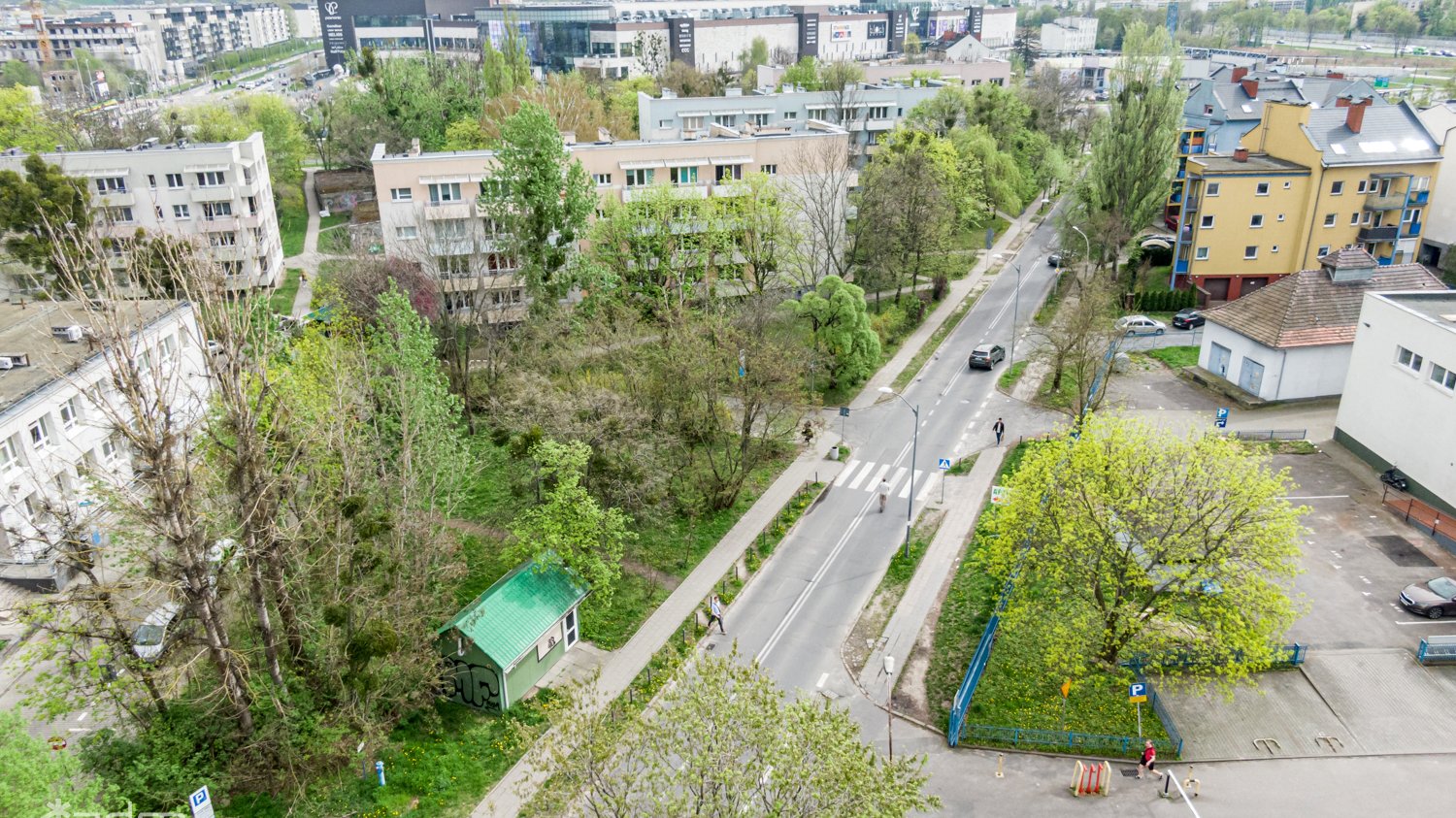 Galeria zdjęć z ul. Rocha sprzed przebudowy chodnika