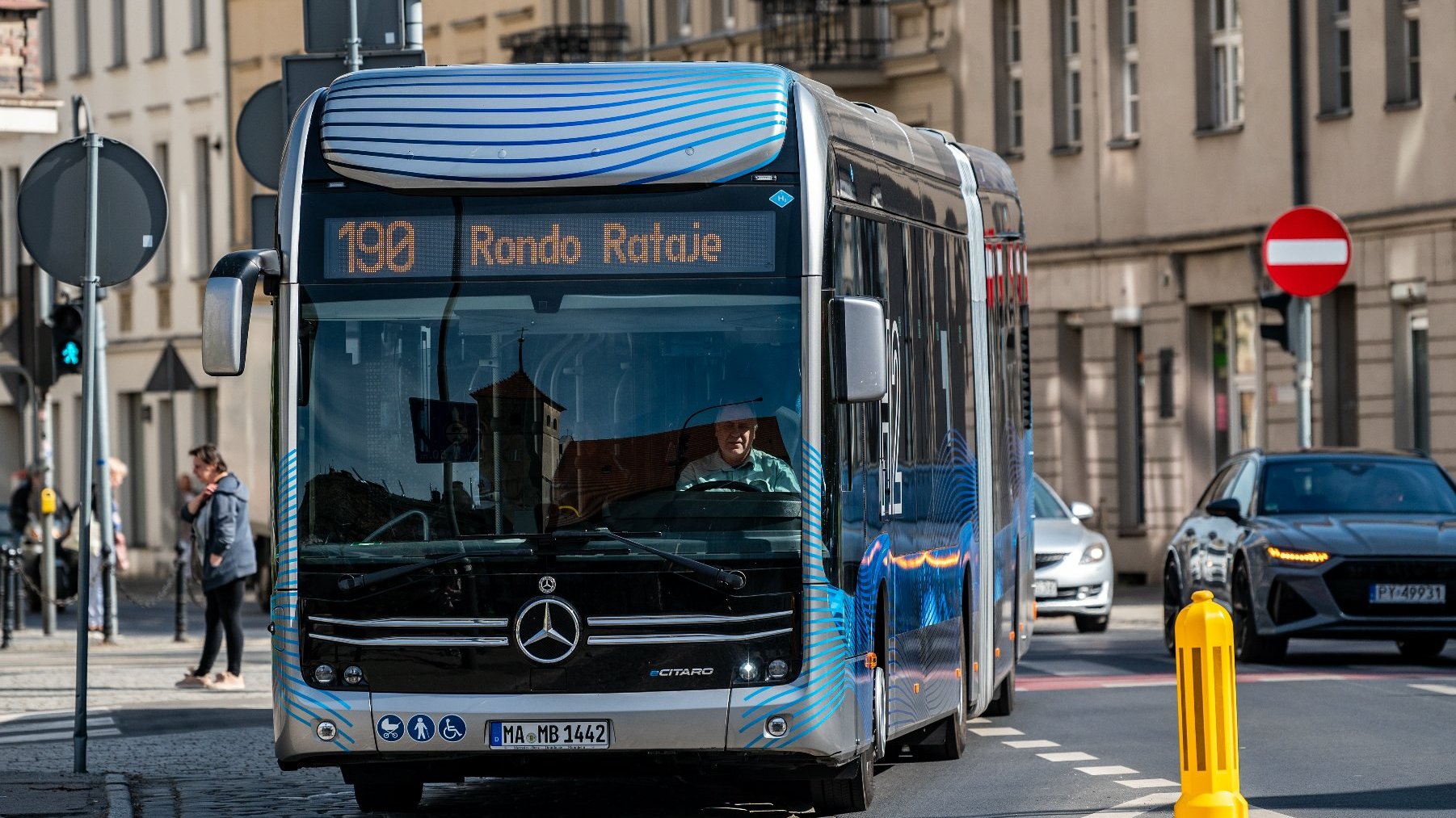 Galeria zdjęć autobusu Mercedes eCitaro G fuel cell