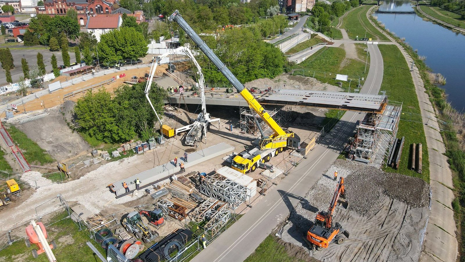 Galeria zdjęć z prac przy budowie Mostów Berdychowskich