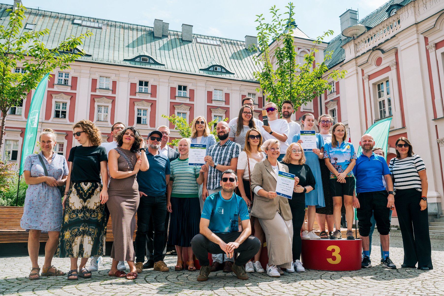 Rowerem 10 razy wokół Ziemi - podsumowanie Rowerowej Stolicy Polski 2024 - grafika rozmowy