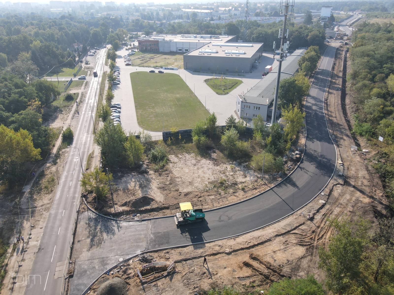 Galeria zdjęć z budowy wiaduktów i układu drogowego w okolicach ulic Lutyckiej i Golęcińskiej - grafika rozmowy