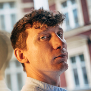 Tomasz Rojewski ;Bakłażany i brzoskwinie